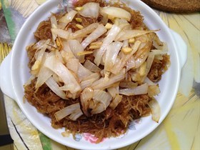 洋蔥粉絲煲